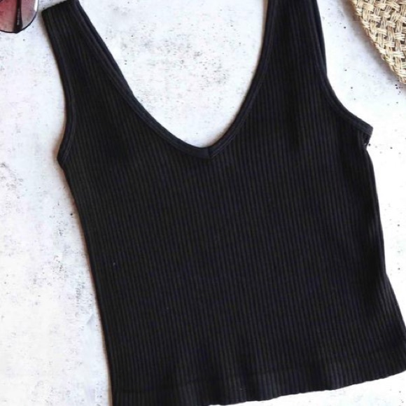 🖤 Black Seamless Free People Crop Top - Picture 3 of 4